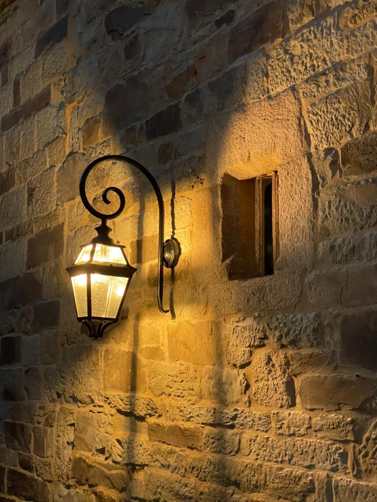 Manoir Medieval Du XV Ieme Siecle Minihy-Tréguier Esterno foto