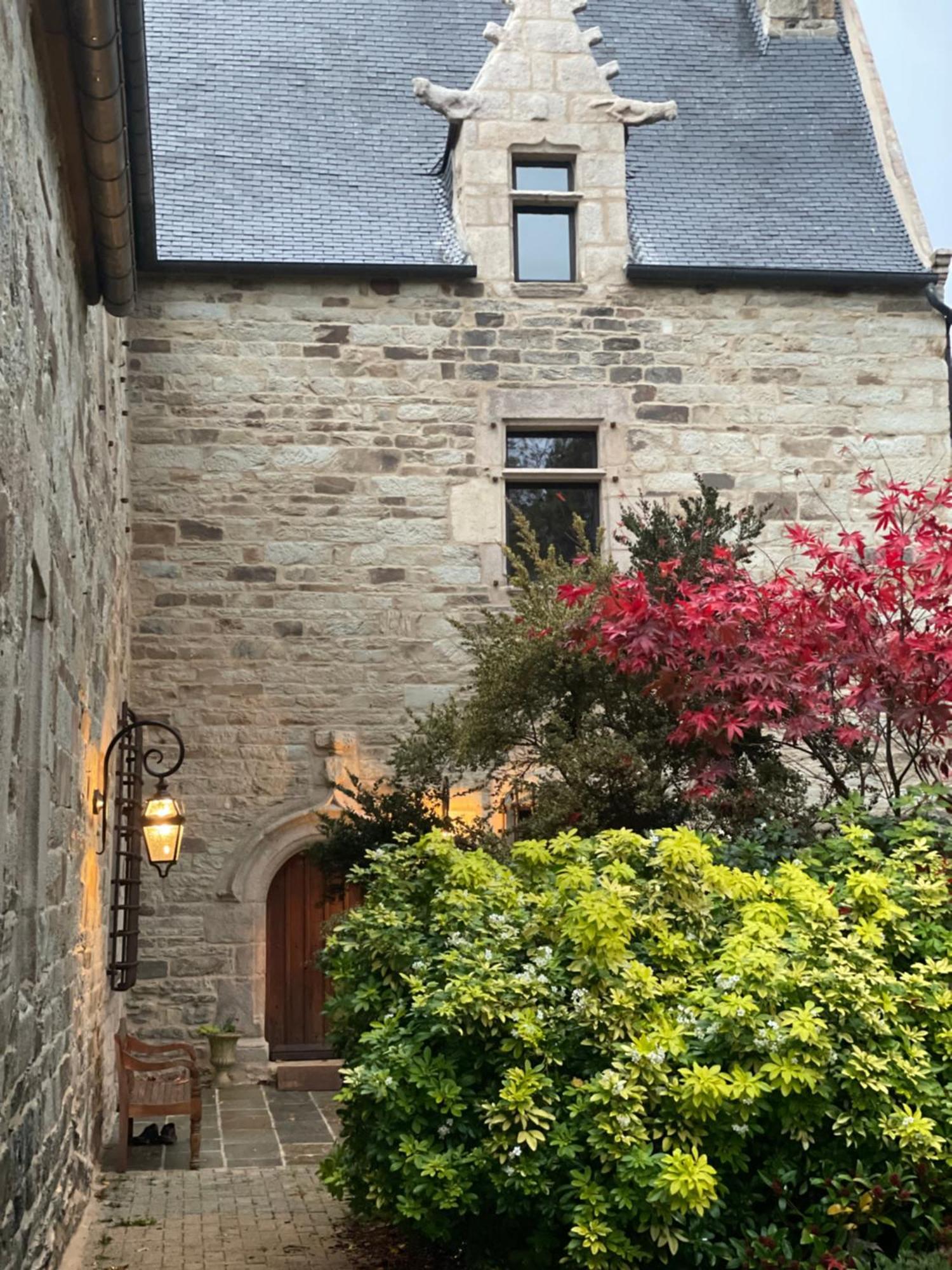 Manoir Medieval Du XV Ieme Siecle Minihy-Tréguier Esterno foto