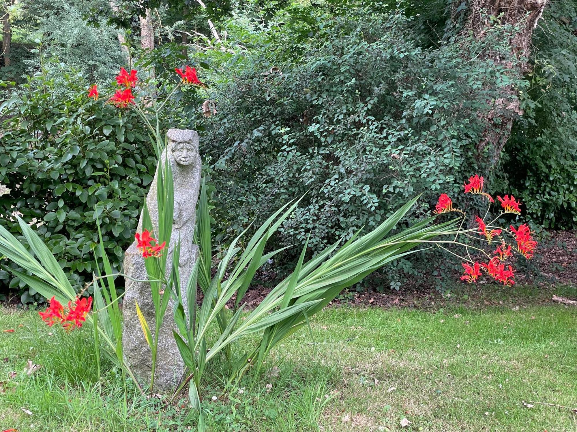 Manoir Medieval Du XV Ieme Siecle Minihy-Tréguier Esterno foto
